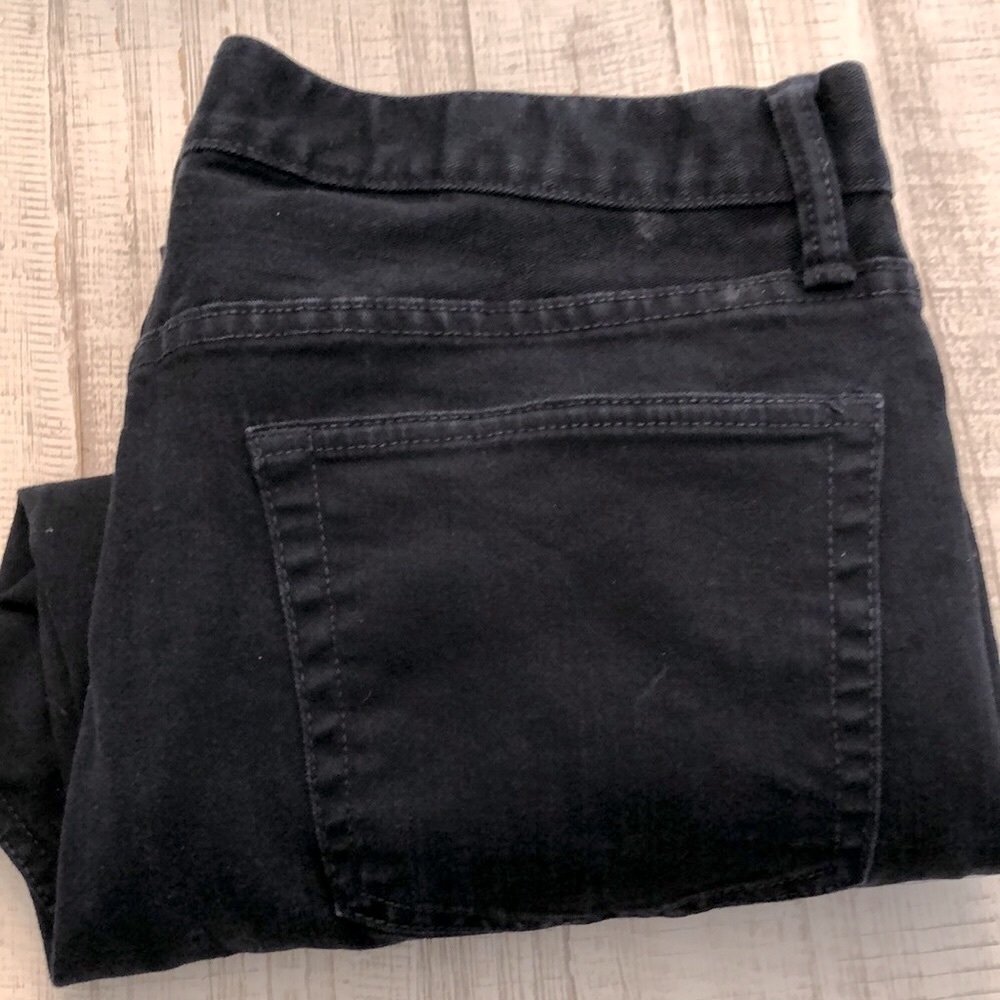 GAP STRAIGHT LEG MENS JEANS